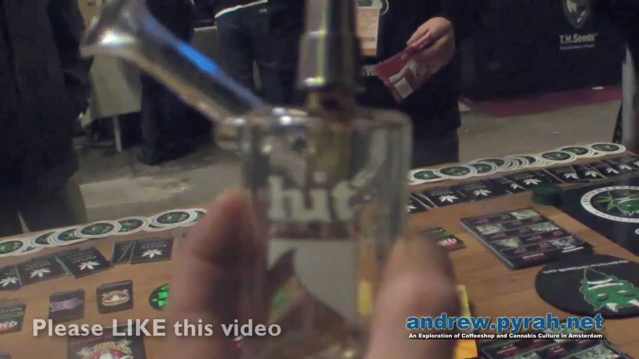 Commander OG Kush BHO Shatter in a Hitman Phase 2 – 2013 Cannabis Cup Amsterdam