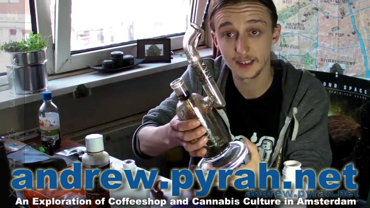 How To Quickly Clean a Glass Bong with Alcohol & Salt – Amsterdam Weed Review